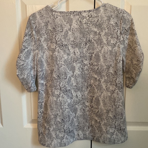Snake skin top - Picture 2 of 3